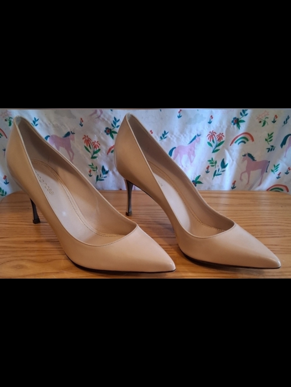 EUC Sergio Rossi Godiva Bright Skin Patent Nude Neutral Quiet Luxury Heel SZ 8.5